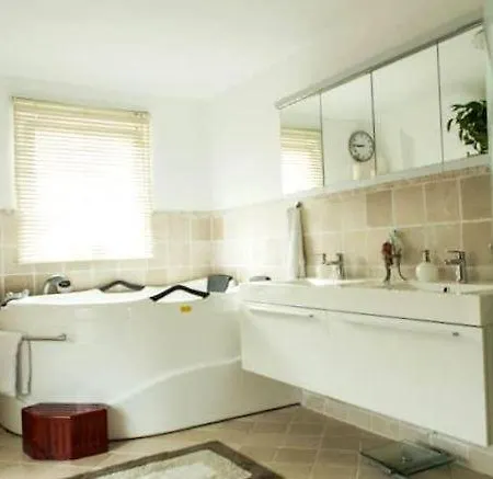 Daire Modern Exclusive Villa La Hulpe